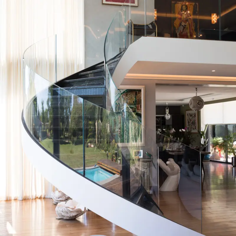 curved staircase glass 3